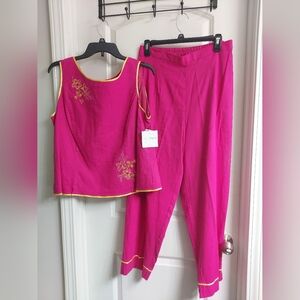 NWT Sag Harbor Vibrant Pink Embroidered Top And Pant 2 Pc Set
